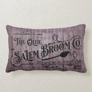 Halloween Lila Grunge Gothic Salem Broom Company Lendenkissen
