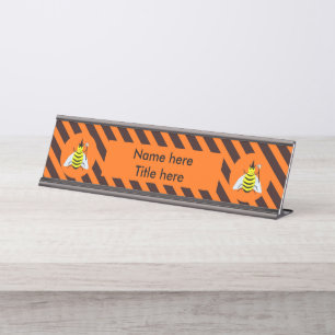 Halloween Magic Bee Hexe Orange und Schwarze Strei Schreibtischnamensplakette
