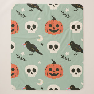 Halloween nahtloses Muster mit Raben, Schädeln und Sherpadecke