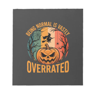 Halloween Normal zu sein ist weit unterschätzt Hex Notizblock