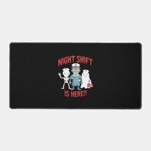 Halloween Nurse Funny Ghost Skeleton Zombie Essent Schreibtischunterlage