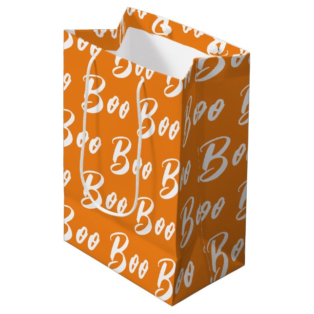 Halloween-Orange-Schriftzeichen Mittlere Geschenktüte (Vorderseite Schrägansicht)
