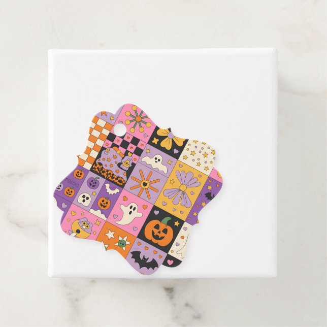 Halloween Patchwork Pattern - Feierliche Plätze mi Geschenkanhänger (Beispiel)