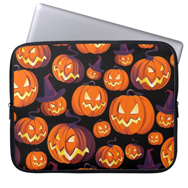 Halloween Pumpkins: Spooky Seamless Pattern. Laptopschutzhülle (Vorderseite)
