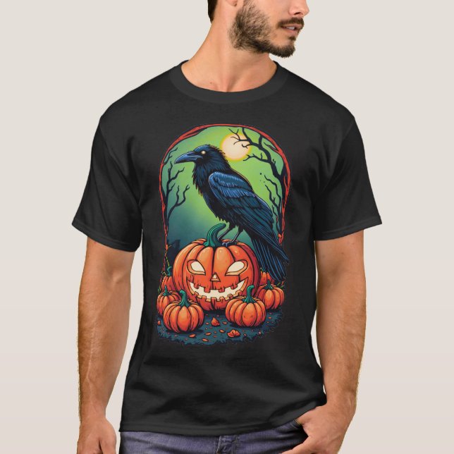 Halloween Raven in einem Kürbis T-Shirt (Vorderseite)