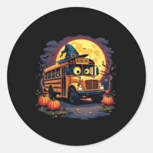 Halloween-Schulbus mit Hexenhut und Kürbissen S Runder Aufkleber