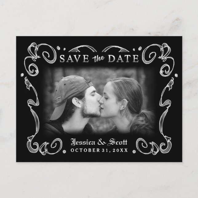 Halloween Schwarz-weiß Scroll Foto Save the Date Ankündigungspostkarte (Vorderseite)