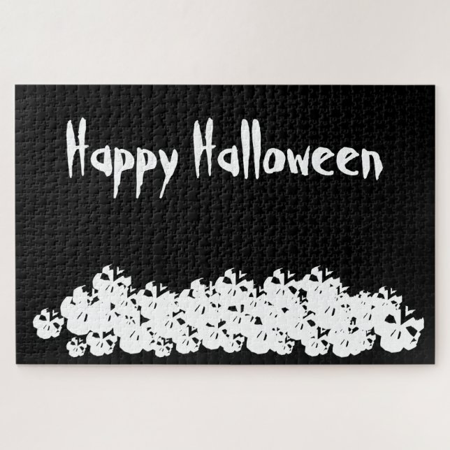 Halloween Schwarz-weißer Schädelhaufen (Horizontal)