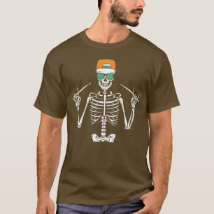 Halloween Skeleton Rock Hand Playing Drums Männer T-Shirt