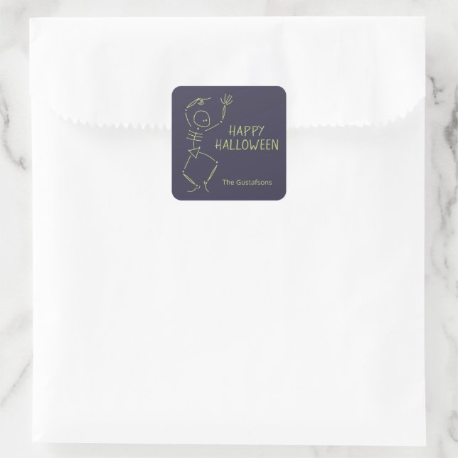 Halloween Skeleton tanzen - lila Quadratischer Aufkleber (Tasche)