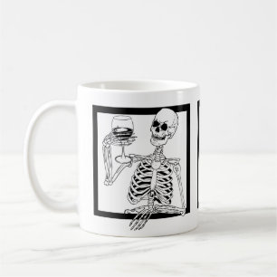 Halloween-Skelett beim Weintrinken Schädel lustig Kaffeetasse
