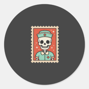 Halloween-Skelett-Krankenschwester-Stempel-Design_ Runder Aufkleber