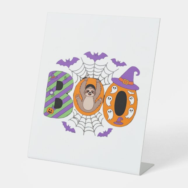 Halloween Sloth Cute Essential T-Shirt Sockelschild (Vorderseite)