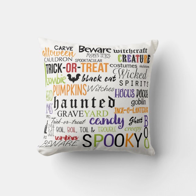 Halloween Spaß mit Words Typografy Throw Kissen (Vorderseite)