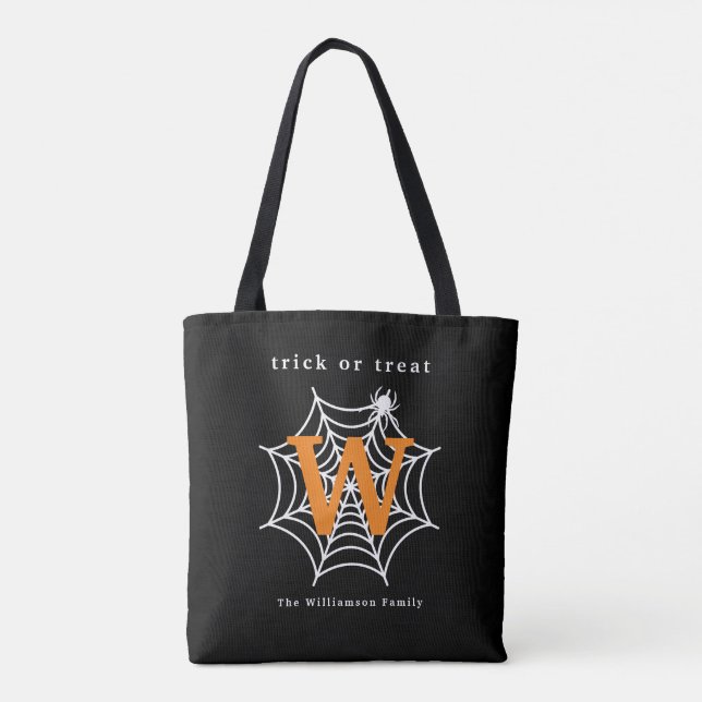 Halloween Spider Web Trick oder Treat Monogram Tasche (Rückseite)