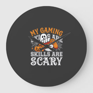 Halloween-Spielkenntnisse sind gruseliger Geister- Große Wanduhr