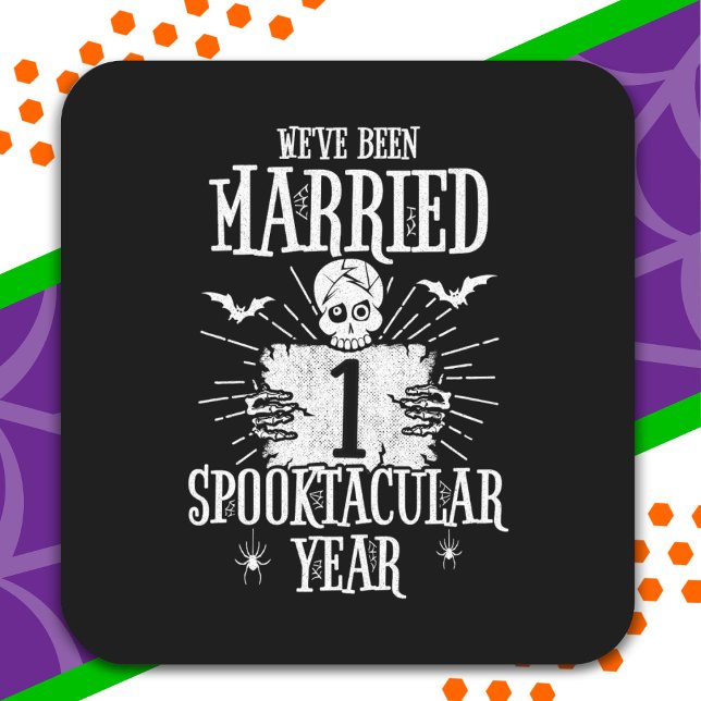 Halloween Spooktacular 1. Hochzeitstag Quadratischer Aufkleber (Von Creator hochgeladen)