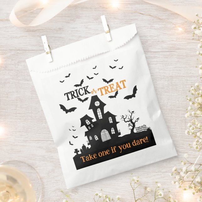 Halloween Spuk Haus nimmt eine Bonbons-Tasche Geschenktütchen (Ausgeschnitten)