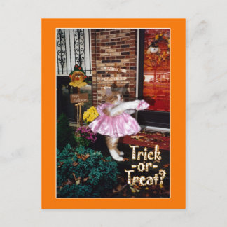 Halloween Süßigkeiten erbettelnde Kitty Postkarte