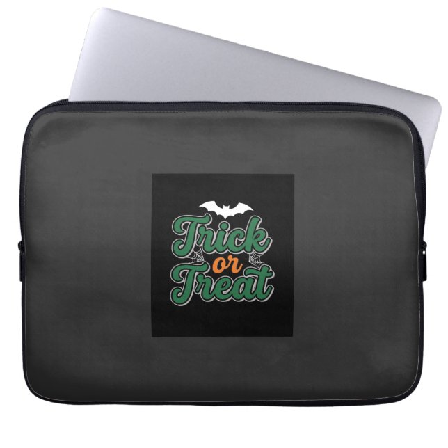 Halloween-Süßigkeiten oder Saures Fledermaus-Webde Laptopschutzhülle (Vorderseite)