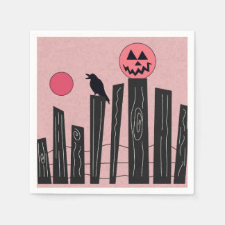 Halloween-Szene mit Zaun, Krähe, Vollmond Serviette