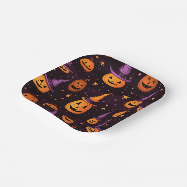 Halloween Themed Pappteller (Gewinkelt)