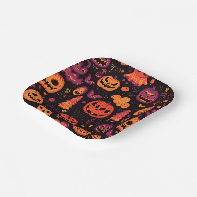 Halloween Themed Pappteller (Gewinkelt)