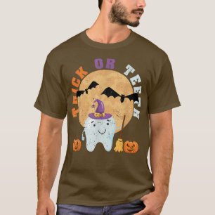 Halloween Tooth Hat Dentist Dental Assistent Trick T-Shirt