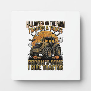 Halloween-Traktor-Shirt Lustiger Farmhexenritt Des Fotoplatte