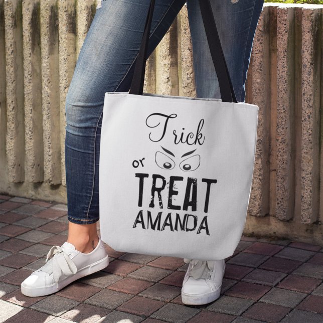 Halloween Trick oder Treat einfache Beängstigende  Tasche (Personalized Trick or Treat Halloween tote bag with spooky eyes and custom name design.)