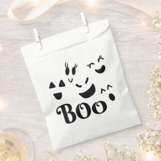 Halloween Whimsical Ghost Face "Boo" Black & White Geschenktütchen
