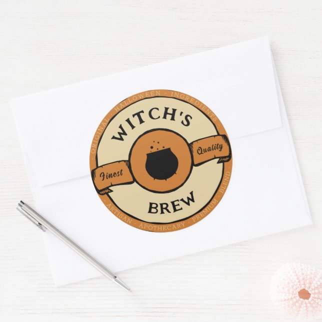 halloween witch's brew lable runder aufkleber (Umschlag)