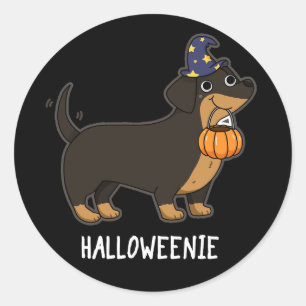 Halloweenie Funny Sausage Dog Pun Dark BG Runder Aufkleber