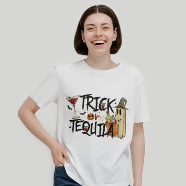 HALLOWEWEEN FUNNY TRICK ODER TEQUILA QUOTE T-Shirt (Von Creator hochgeladen)