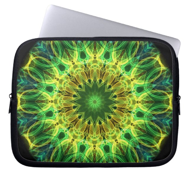Halten des HandKaleidoskops Laptopschutzhülle (Vorderseite)