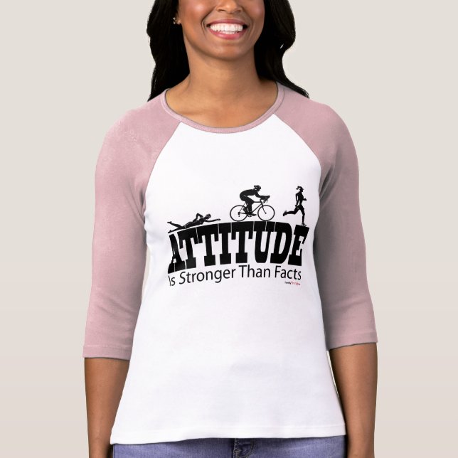 Haltung ist stärker als Tatsachen T-Shirt (Vorderseite)