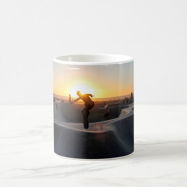 HAMbWG - "Skateboarder" - Tasse (Mittel)