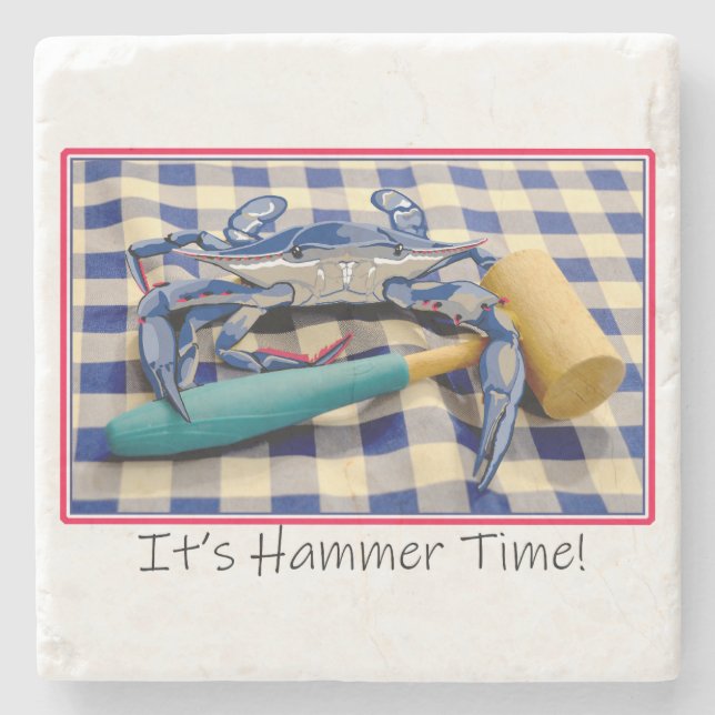 Hammer Time Blue Crab mit Hammer auf Gingham Steinuntersetzer (Vorderseite)