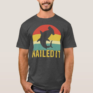 Hammerhead Shark nagelte It Funny Shark Event Week T-Shirt