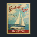 Hampton Sailboat Vintage Travel Virginia Postkarte<br><div class="desc">Diese Grüße aus Hampton Virginia Vintage Reise nautische Design verfügt über ein Boot auf dem Wasser mit Möwen und einen blauen Himmel gefüllt mit prächtigen puffigen weißen Wolken.</div>