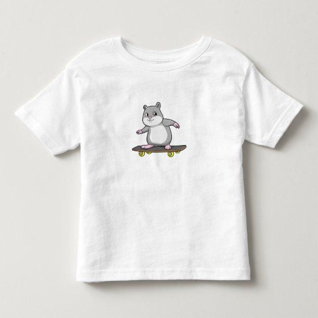 Hamster als Skater mit Skateboard Kleinkind T-shirt (Vorderseite)
