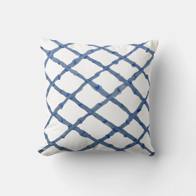 Hand Blue Chinoiserie Fretwork Kissen Kiefer Kisse (Vorderseite)