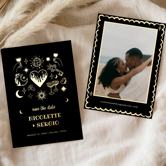 Hand Drawn Celestial Wedding Save the Date in Gold Folieneinladung (Von Creator hochgeladen)