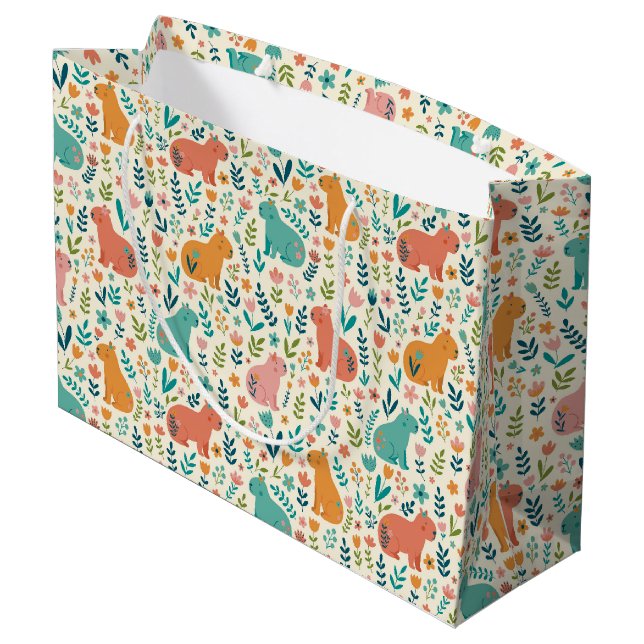 Hand Drawn Floral Capybara Large Gift Bag Große Geschenktüte (Rückseite Schrägansicht)