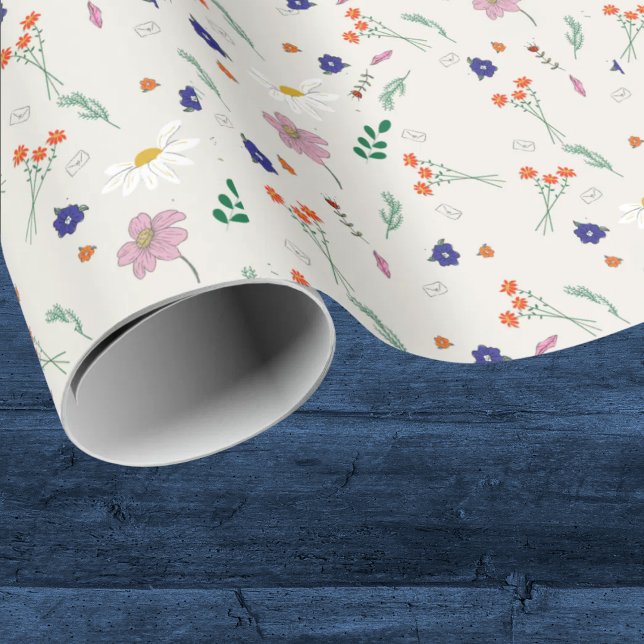 Hand Drawn Floral Whimsical Flowers Wedding  Geschenkpapier (Von Creator hochgeladen)