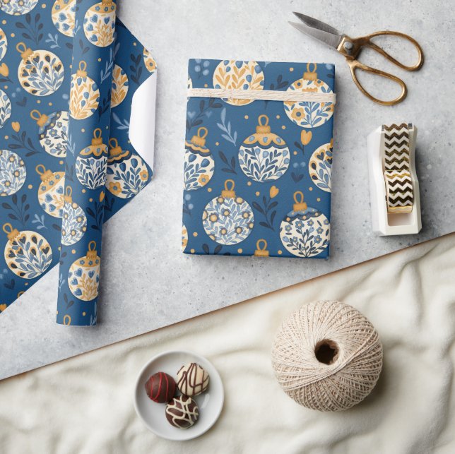 Hand Drawn Nordic Folk Art Wrapping Paper Roll   Geschenkpapier (Kunsthandwerk)