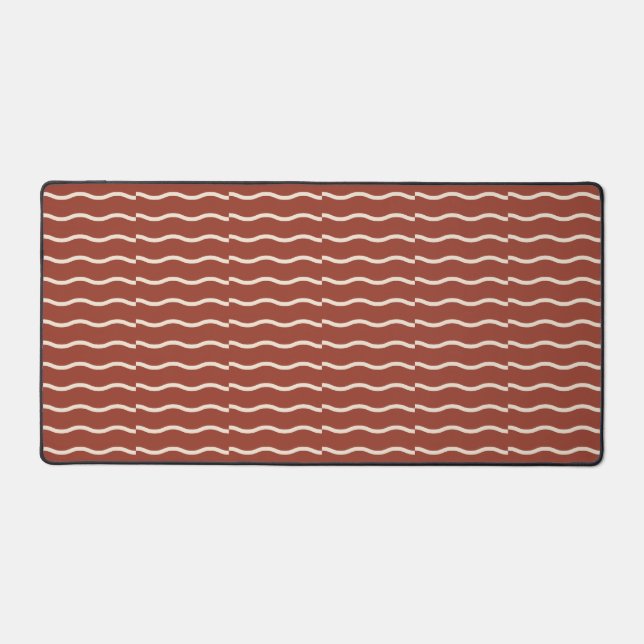 Hand-Drawn Wavy Ticking Stripe | Rust Red Schreibtischunterlage (Vorderseite)