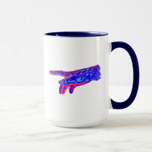 Hand eines Cyborg-Gottes (rot & blau) Tasse