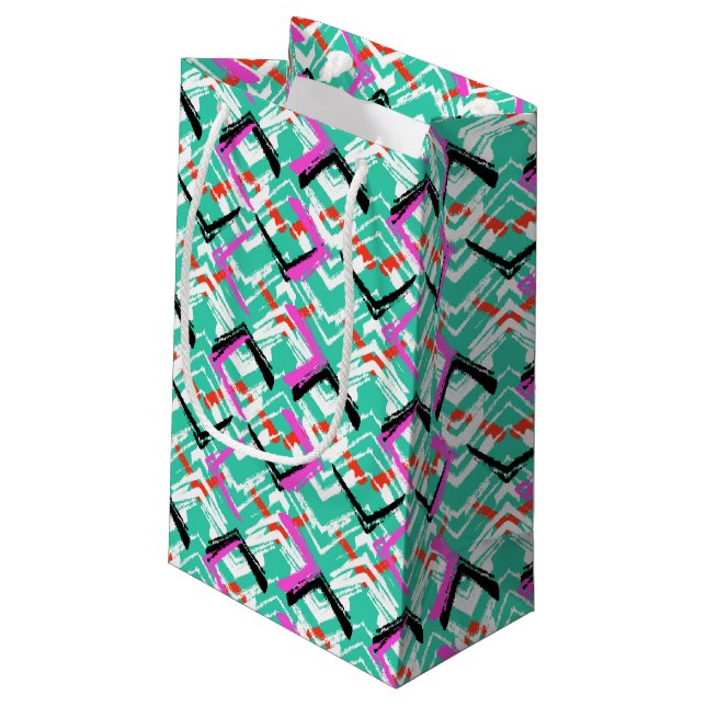 Hand gezeichnetes aquamarines Zickzack-Muster Kleine Geschenktüte (Rückseite Schrägansicht)