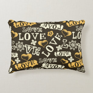 Hand gezeichnetes Liebe-Muster Zierkissen